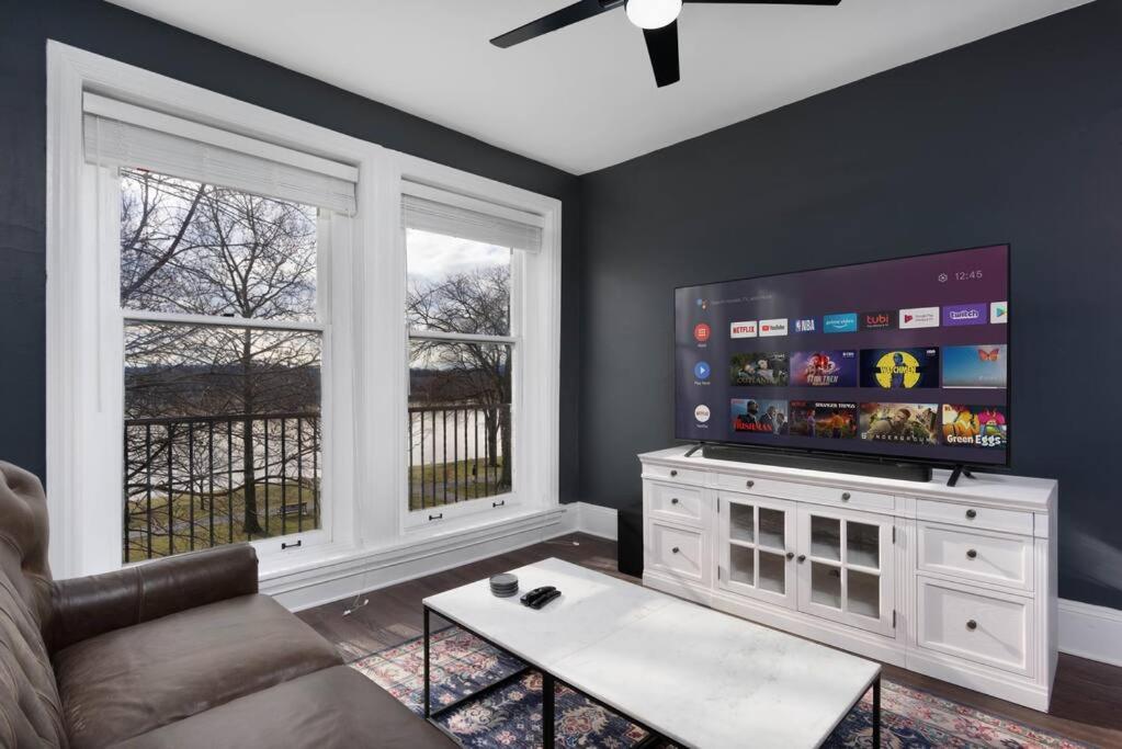 Flats On Front - Riverfront Gem Fast Wi-Fi 3F Harrisburg Bagian luar foto